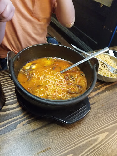 Midam Cafe & Bistro - Hospitality and gastronomy