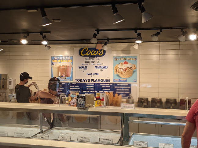 Comentarii opinii despre COWS Cavendish Boardwalk