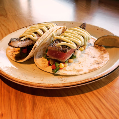 Opinii despre Fort Amherst Pub în St. John's - Hospitality and gastronomy