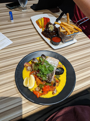 ROMEOs Kitchen + Spirits - Hospitality and gastronomy