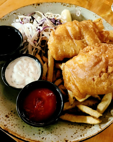 1675 Abbott St, Kelowna, BC V1Y 8S3