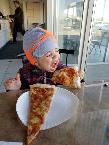 Comentarii opinii despre Mackay Pizza & Submarines