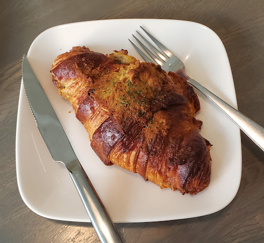 172 Powell St, Vancouver, BC V6A 1G1