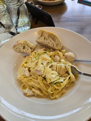 Moxies Victoria Restaurant