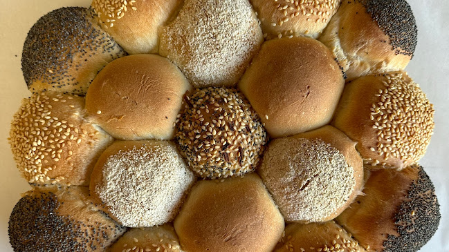 Opinii despre Gramma's Oven European Bakery & Café în Richmond Hill - Hospitality and gastronomy