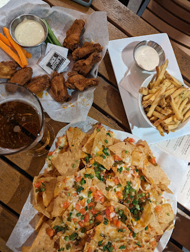 Opinii despre Jack Astor's Bar & Grill Kitchener în Kitchener - Hospitality and gastronomy
