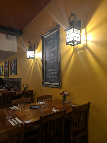 Pizzeria Via Napoli - Etobicoke