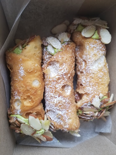 Comentarii opinii despre Messina Bakery