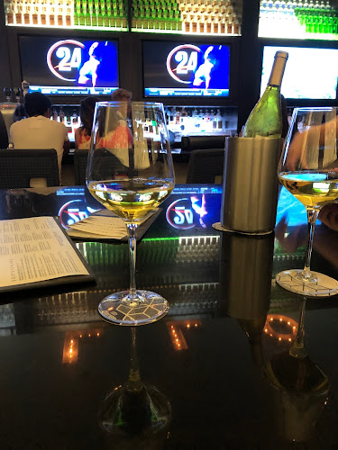 Moxies Scarborough Restaurant - Hospitality and gastronomy