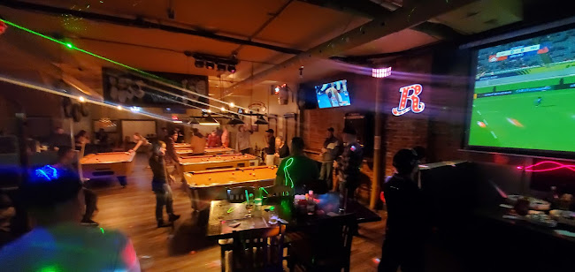 Opinii despre Gilly's Pubhouse Stratford în Stratford - Hospitality and gastronomy