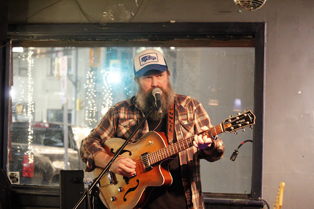 157 University Ave W, Windsor, ON N9A 5P4