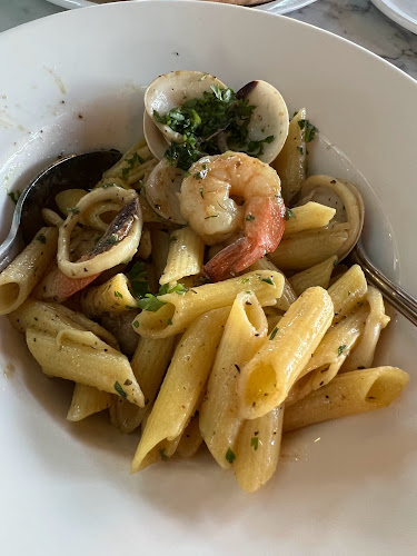 Pie Bar - Hospitality and gastronomy