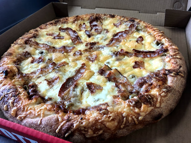 Willy's Pizza - Hospitality and gastronomy