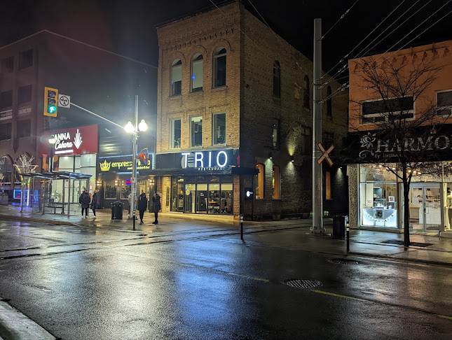 40 King St S, Waterloo, ON N2J 2W8