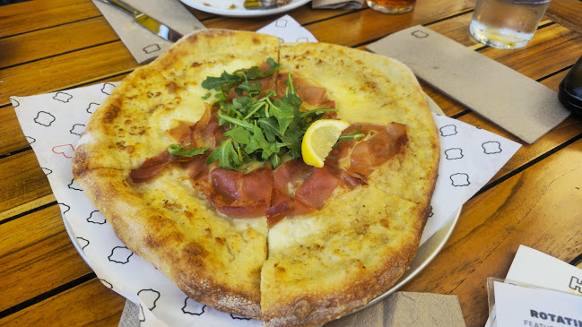 Tap & Barrel • Shipyards