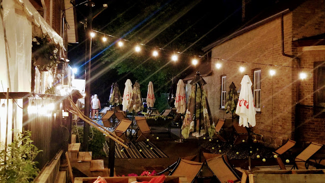 The Village Public House - Hospitality and gastronomy