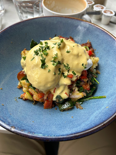 773 Hornby St, Vancouver, BC V6Z 1S4