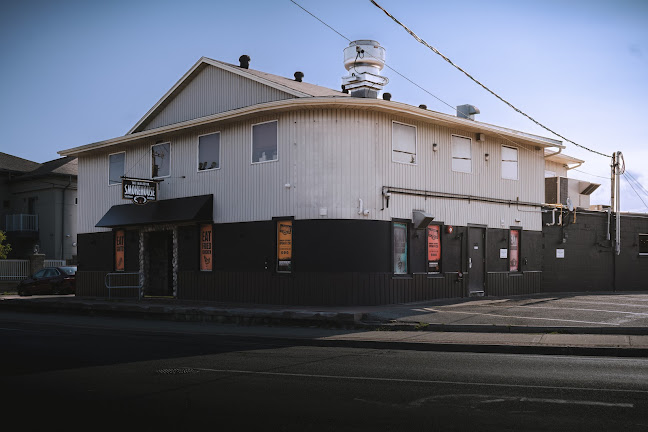 The Lancaster Smokehouse - Kitchener