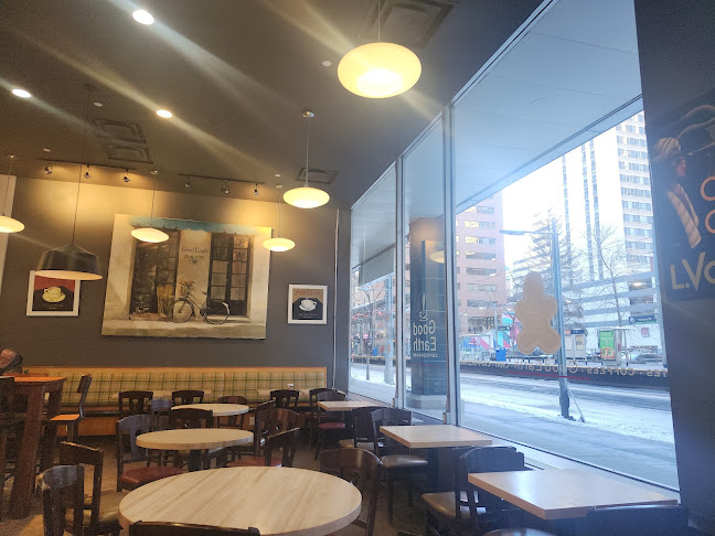 Opinii despre Good Earth Coffeehouse - Elveden Centre în Calgary - Hospitality and gastronomy