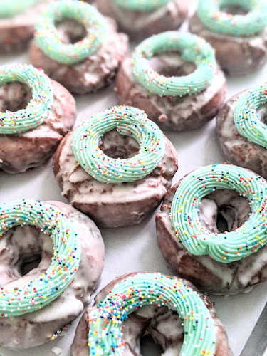 102 Lupin Dr, Whitby, ON L1N 1X8