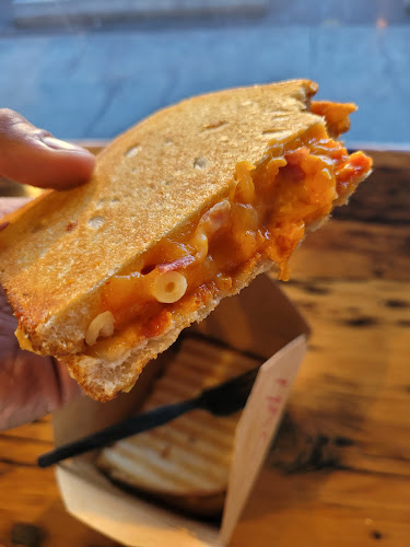 255 King St N #2, Waterloo, ON N2J 4V2