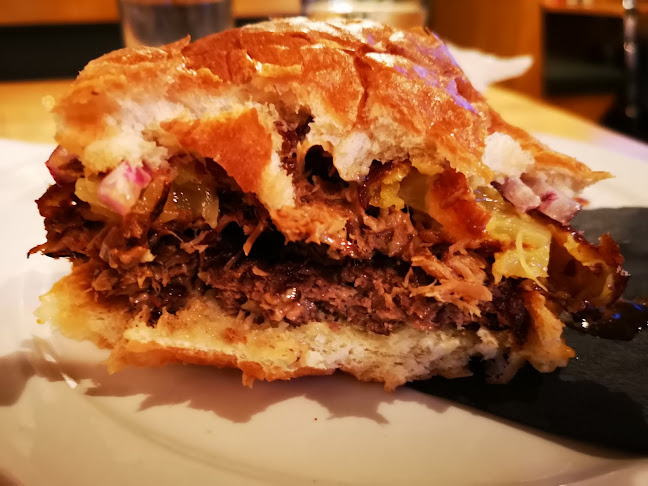 Comentarii opinii despre The Cannibal Cafe