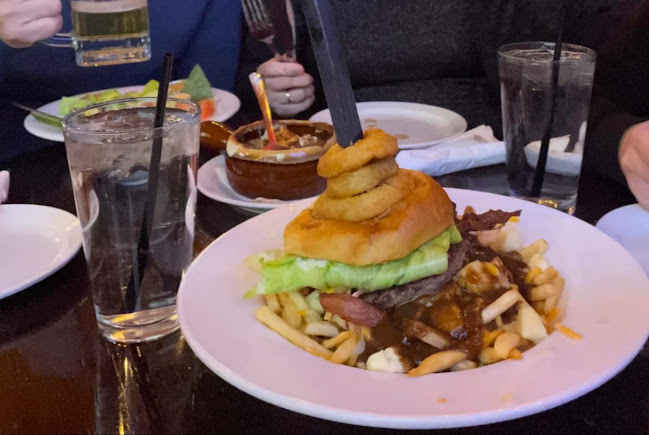 Opinii despre Pony Corral Restaurant & Bar (Nairn Ave) în Winnipeg - Hospitality and gastronomy