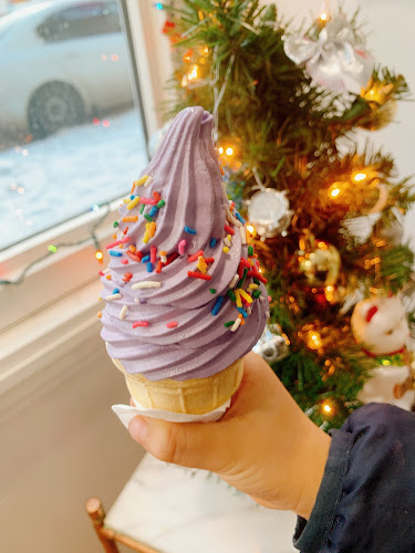 Comentarii opinii despre Yelo'd Ice Cream & Bake Shoppe