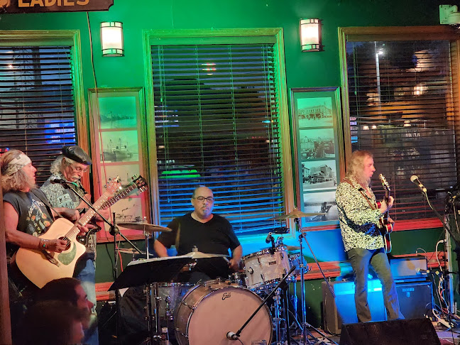 1901 Powell St, Vancouver, BC V5L 1J2