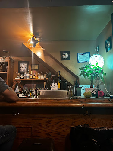 495 Somerset St W, Ottawa, ON K1R 5J7