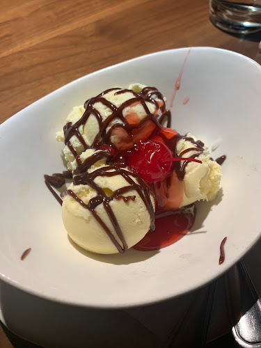 Comentarii opinii despre The Keg Steakhouse + Bar - Square One