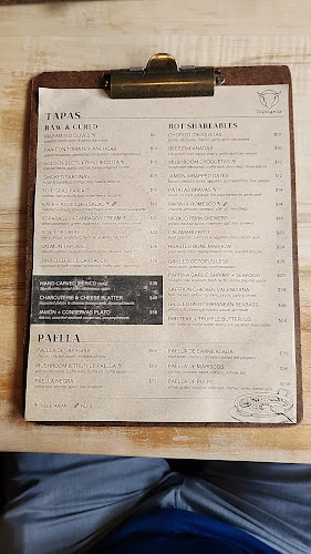 Opinii despre Tapagria Spanish Tapas Restaurant în Thornhill - Hospitality and gastronomy