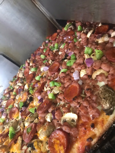 Numero Uno Pizza - Vancouver