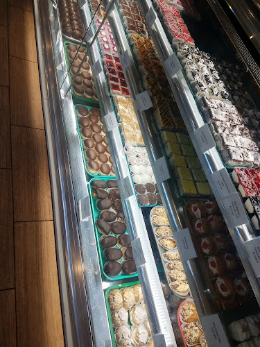 830 Pape Ave, East York, ON M4K 3T5