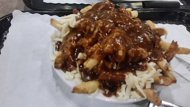 ZET'S Restaurant Airport - Mississauga