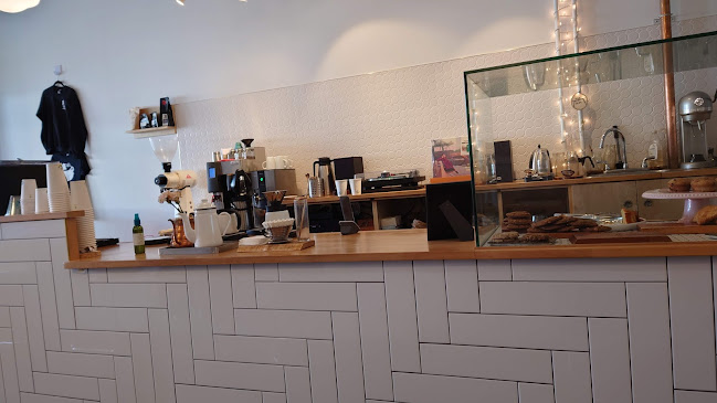 Opinii despre Hide + Seek Coffee în Victoria - Hospitality and gastronomy