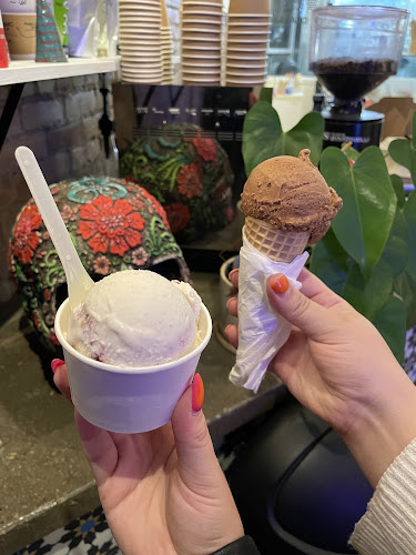 Comentarii opinii despre Death In Venice Gelato