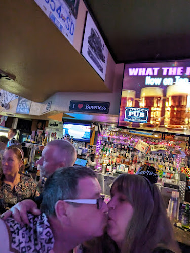 Bowness Pub - Calgary