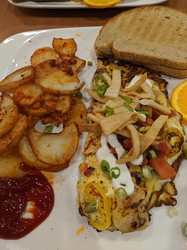 Country Girl Family Restaurant - Cambridge