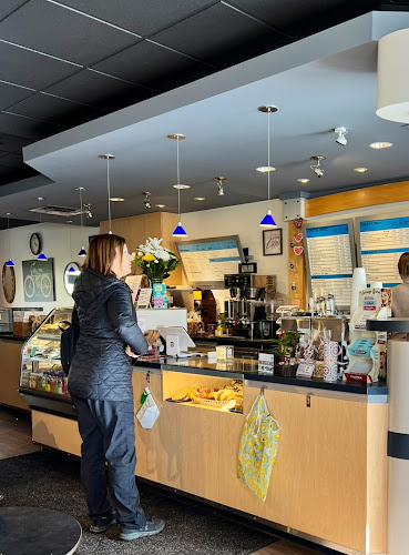 Cravings Coffee - Hospitality and gastronomy