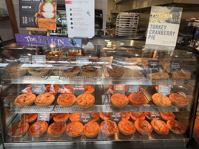 Peaked Pies Burnaby Heights - Hospitality and gastronomy