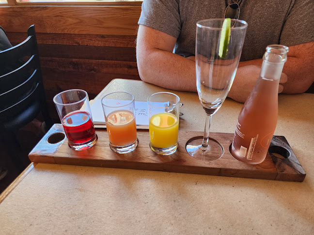 Comentarii opinii despre The Okanagan. Eatery (Catering)