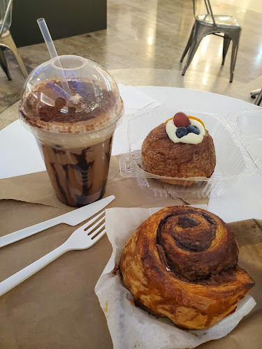 8882 170 St NW #1085, Edmonton, AB T5T 0M1