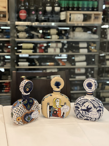 350 Burnhamthorpe Rd W, Mississauga, ON L5B 0N1