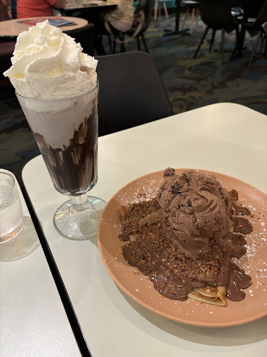 Comentarii opinii despre Demetres Richmond Hill