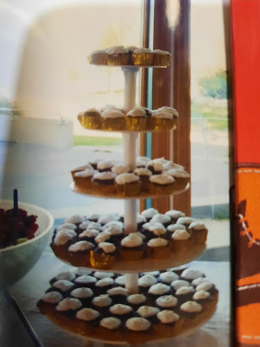 Comentarii opinii despre Viv's Catering &Take Out