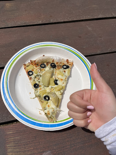 Hornby Island Bakery & Pizzeria - Hornby Island