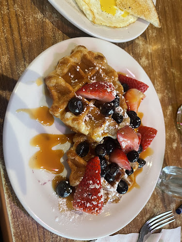 Opinii despre Denny's Restaurant Idylwyld Drive în Saskatoon - Hospitality and gastronomy