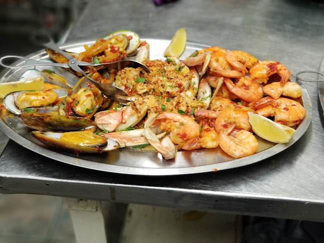 Opinii despre O Cantinho Churrasqueira & Cafe în Hamilton - Hospitality and gastronomy