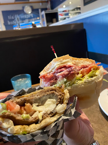 Comentarii opinii despre George's Burgers & Subs